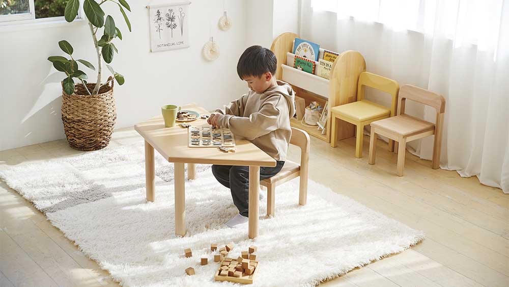 子どもの身長に合わせた家具の選び方は？適切な高さの椅子と机で姿勢